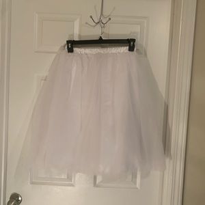 White tutu skirt Carrie Bradshaw Sex and The City